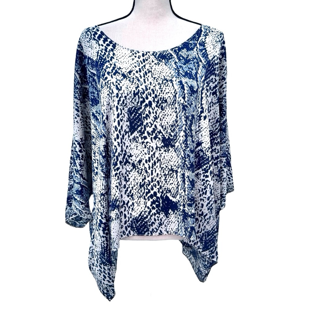 ALEXIS BLUE & WHITE SILK PYTHON PRINT BOXY OVERSIZED SHORT SLEEVE BLOUSE TOP